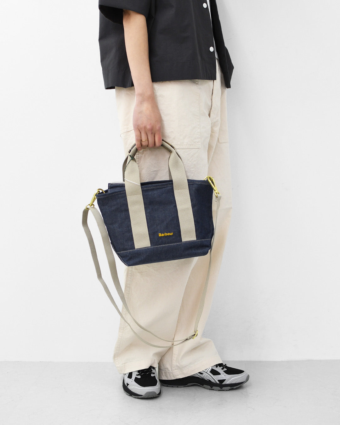 Barbour [バブアー]  Mya mini denim tote bag  [LBA0539] Mya ミニデニム トートバッグ・TOTEBAG・トートバッグ・コットンキャンバス・綿・ロゴ・MEN'S / LADY'S [2026SS]