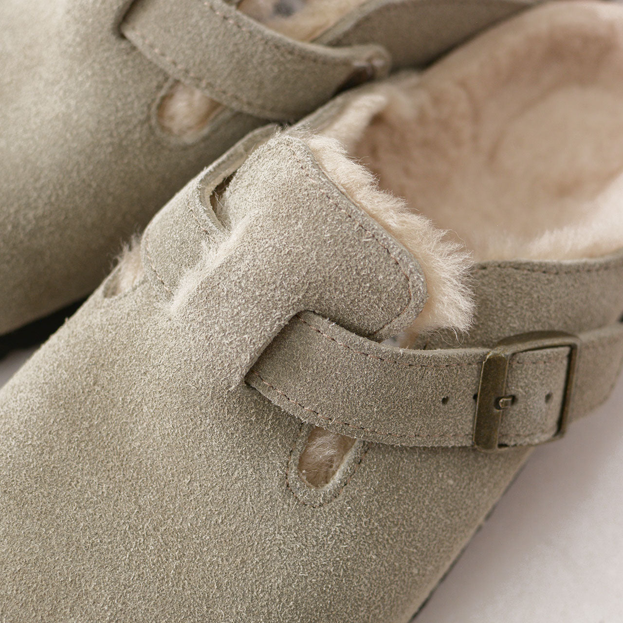 BIRKENSTOCK [ビルケンシュトック正規販売店] Boston Shearling LEVE-Narrow- 幅狭 [1028299] ボストン シアリング スエードレザー [2024AW]