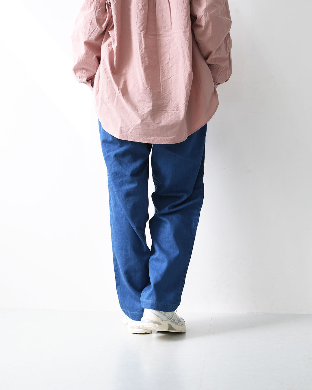 DELICIOUS [デリシャス] Light Denim Easy Pants [DP57291] ライトデニムイージーパンツ・イージーパンツ・ストレッチデニム・ゆったりめシルエット・ヴィンテージ・MEN'S / LADY'S [2026SS]