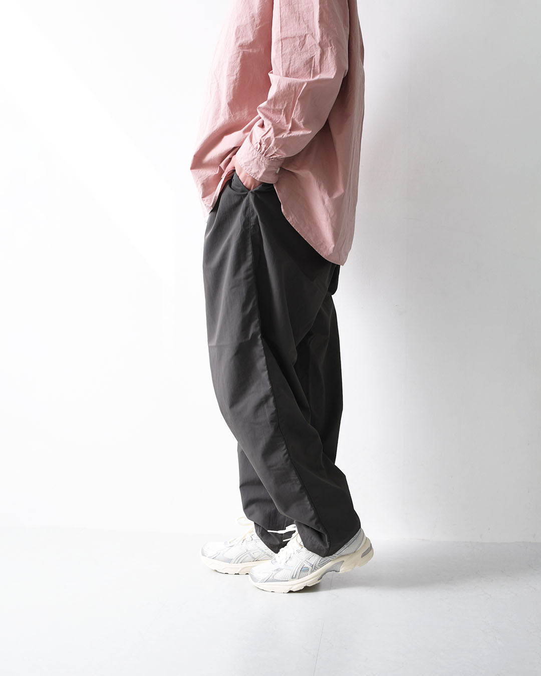 DELICIOUS [デリシャス] Urban Big Easy Pants [DP9725] アーバンビッグイージーパンツ・イージーパンツ・ワイドシルエット・テーパードシルエット・MEN'S / LADY'S [2026SS]