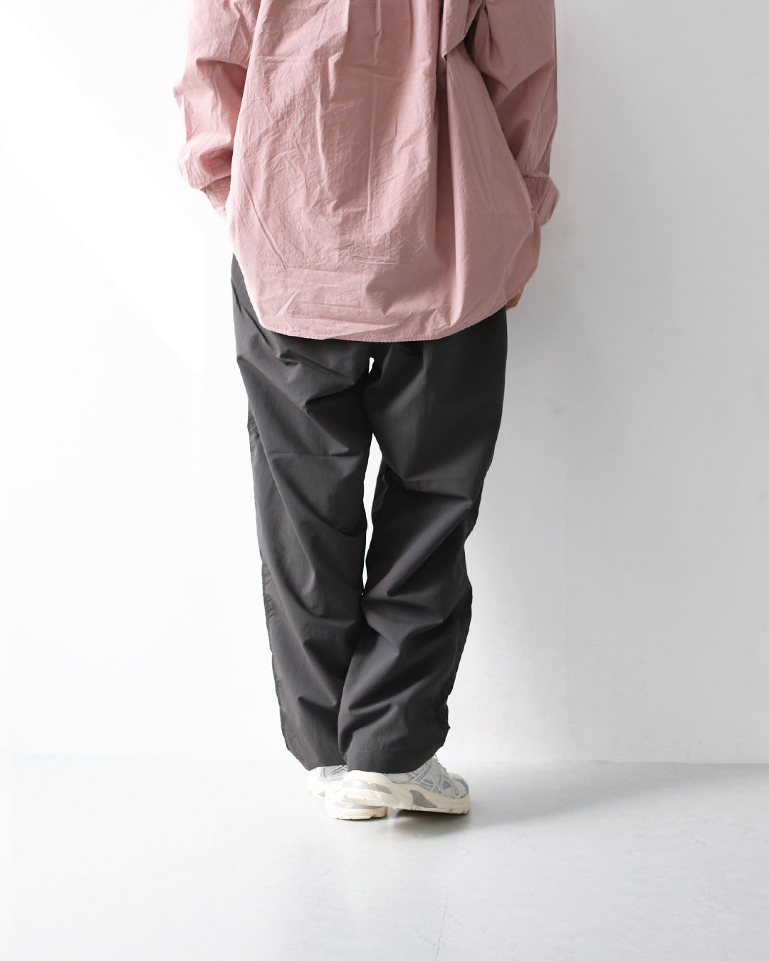 DELICIOUS [デリシャス] Urban Big Easy Pants [DP9725] アーバンビッグイージーパンツ・イージーパンツ・ワイドシルエット・テーパードシルエット・MEN'S / LADY'S [2026SS]