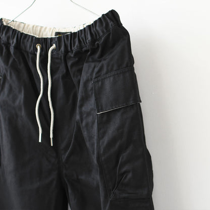 DELICIOUS [デリシャス] Military Easy Pants [DP9777] アーバンミリタリートラウザーズ・タックパンツ・ツータック・フォーマル・きれい目パンツ・スラックス・センタープレス・MEN'S [2026AW]