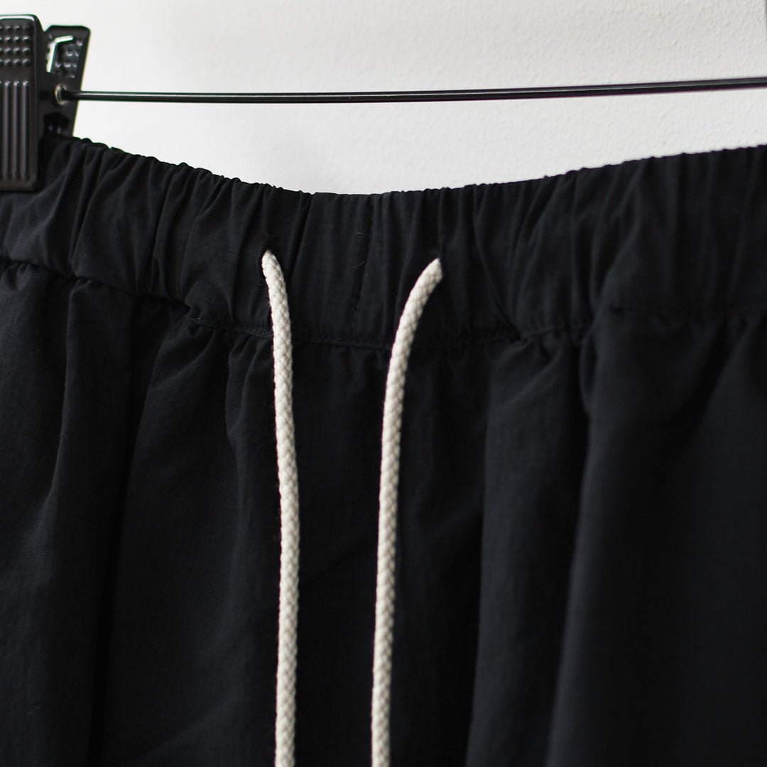 DELICIOUS [デリシャス] Urban Long Skirt [DSK01251] アーバンロングスカート・ロングスカート・ナイロンスカート・キャンプ・アウトドア・LADY'S [2026SS]