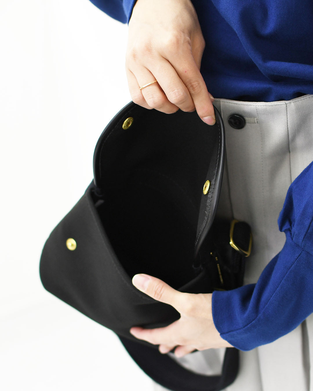 Brady [ブレディ] AVON MINI [AVON-MINI] エイボン ミニ・ショルダーバッグ・イングランド・英国製・MEN'S / LADY'S [2025AW]