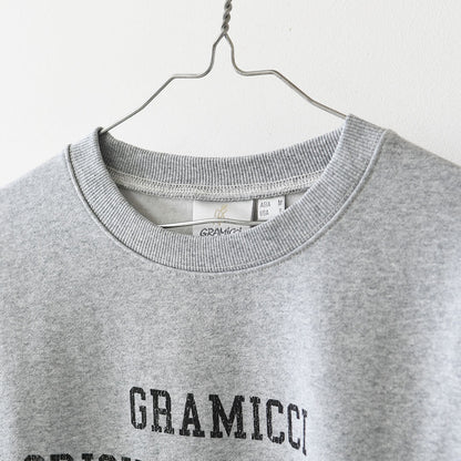 Gramicci [グラミチ] YOSEMITE VALLEY SWEATSHIRT [g6fm-j092] ヨセミテ バレー スウェットシャツ・グラフィック・クルーネック・プルオーバー・グラフィックプリント・MEN'S [2026AW]