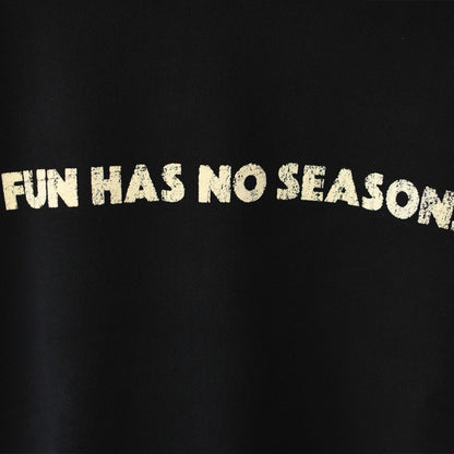 KAVU [カブー] Phrase Sweat  Fun [19822311] フレーズスウェット Fun・ロゴスウェット・トレーナー・プリント・MEN'S [2025AW]