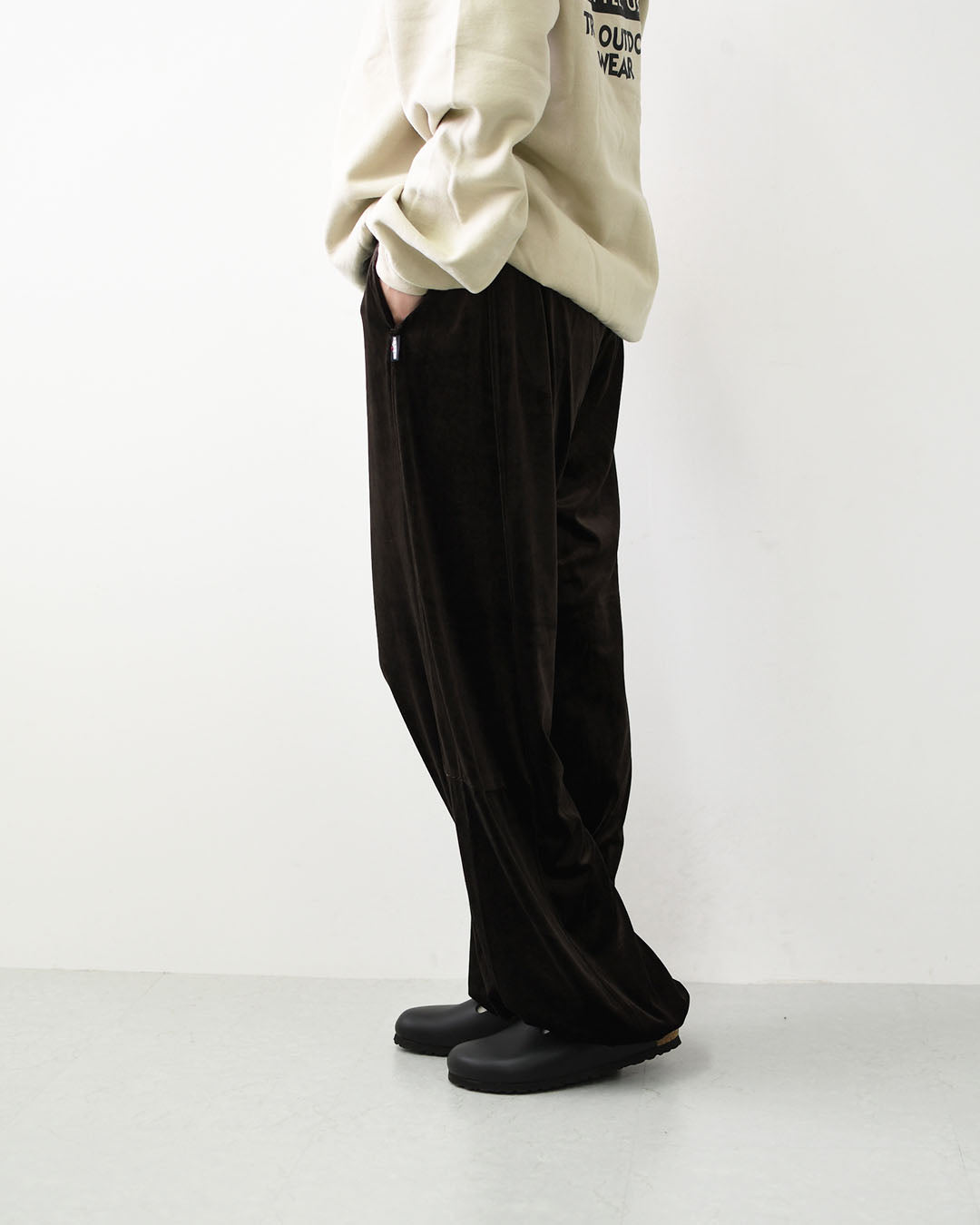 KAVU [カブー] Velor Pants [19822525] ウィメンズ ベロアパンツ・ワイドパンツ・イージーパンツ・ベロア素材・ゆったりシルエット・キャンプ・アウトドア・LADY'S [2026AW]