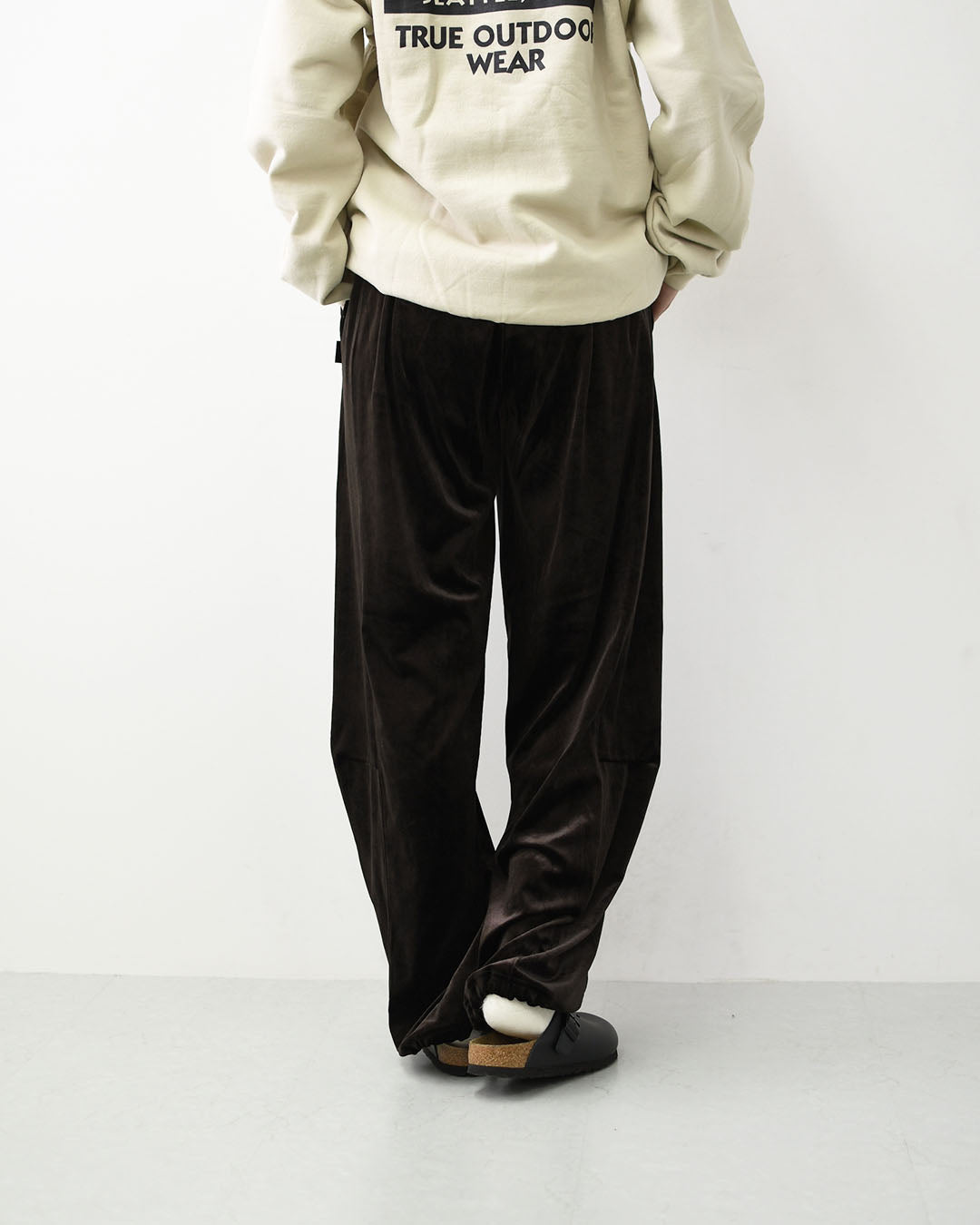 KAVU [カブー] Velor Pants [19822525] ウィメンズ ベロアパンツ・ワイドパンツ・イージーパンツ・ベロア素材・ゆったりシルエット・キャンプ・アウトドア・LADY'S [2026AW]