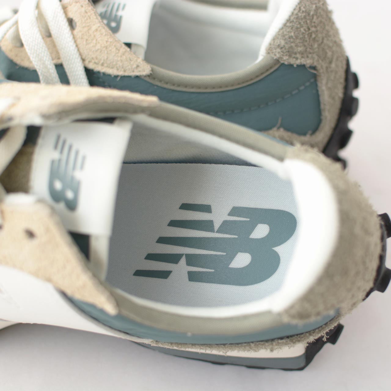 New Balance [ニューバランス] MS327 CR [ms327cr]  [2023SS]