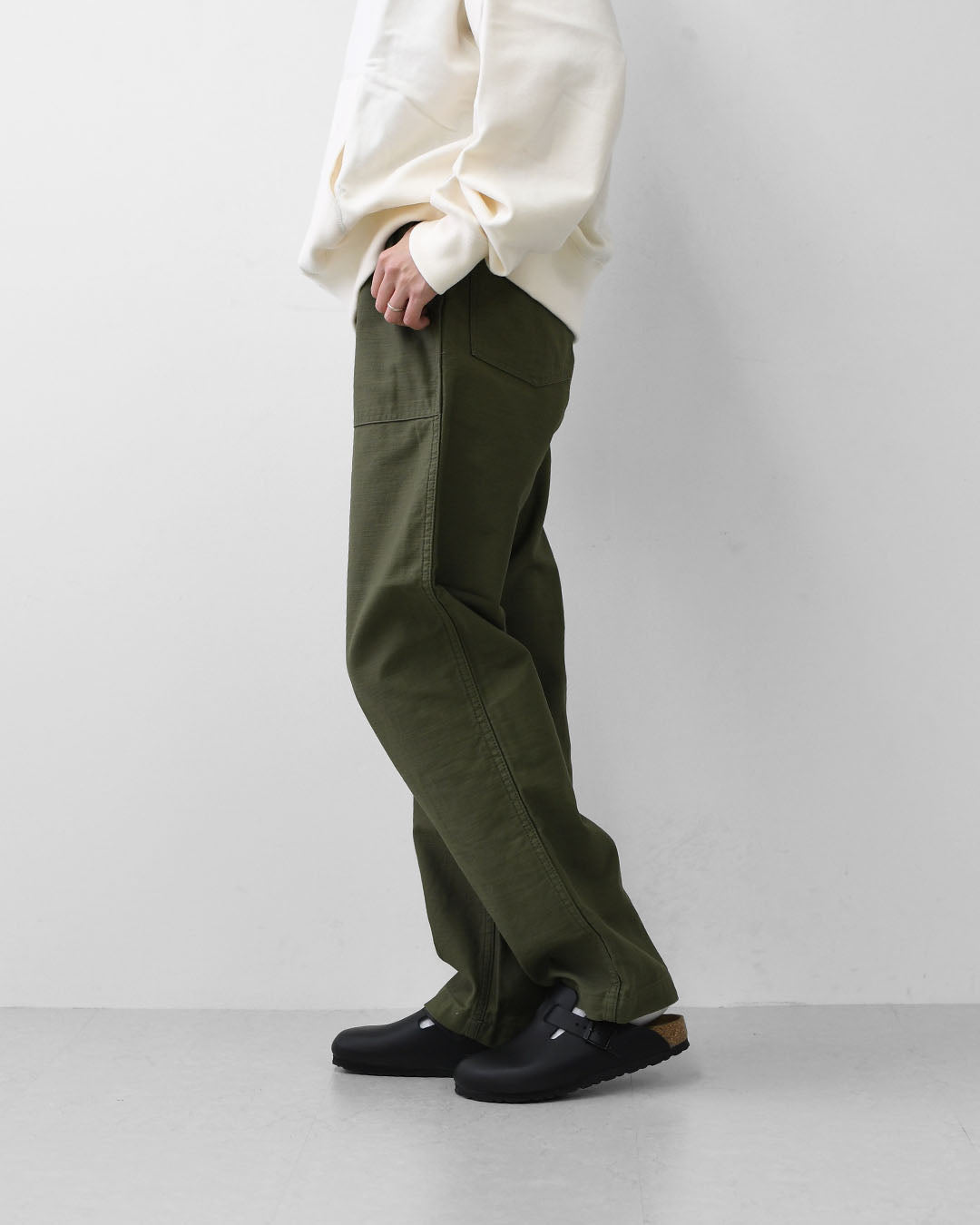 ordinary fits [オーディナリーフィッツ] BASIC FATIGUE [100] ベーシックファティーグ・テーパードシルエット・ワイドシルエット・バックサテン生地・オリーブドラブ・ユニセックス・MEN'S / LADY'S [2025AW]