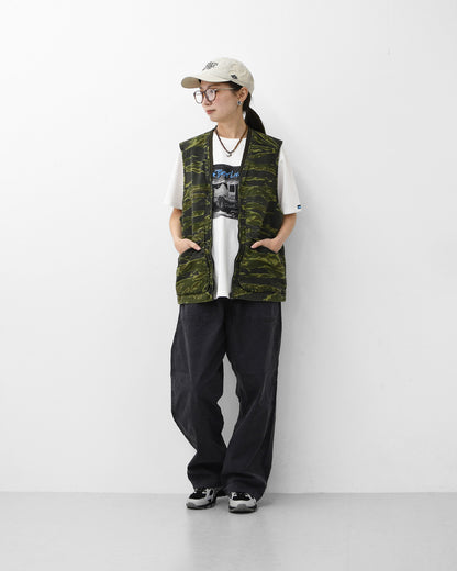 orslow [オアスロウ]UTILITY VEST -TIGER.CAMO- [01-9020-TGC]  ユーティリティベスト -タイガーカモ-・ミリタリーベスト・ノースリーブアウター・ジップアップベスト・シンプル・ヴィンテージライク・ワークベスト・アウトドア・キャンプ・MEN'S/LADY'S[2026SS]