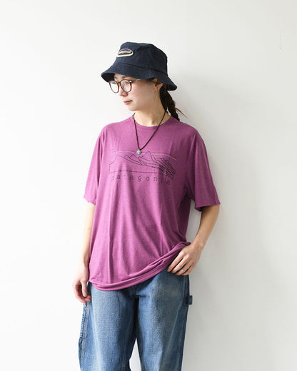 Patagonia  [パタゴニア正規代理店] M's Cap Cool Trail Shirt - Stratapeaks [23721] メンズ・キャプリーン・クール・トレイル・シャツ（ストラタピークス）・半袖Tシャツ・アウトドア・アクティビティ・MEN'S [2026SS]