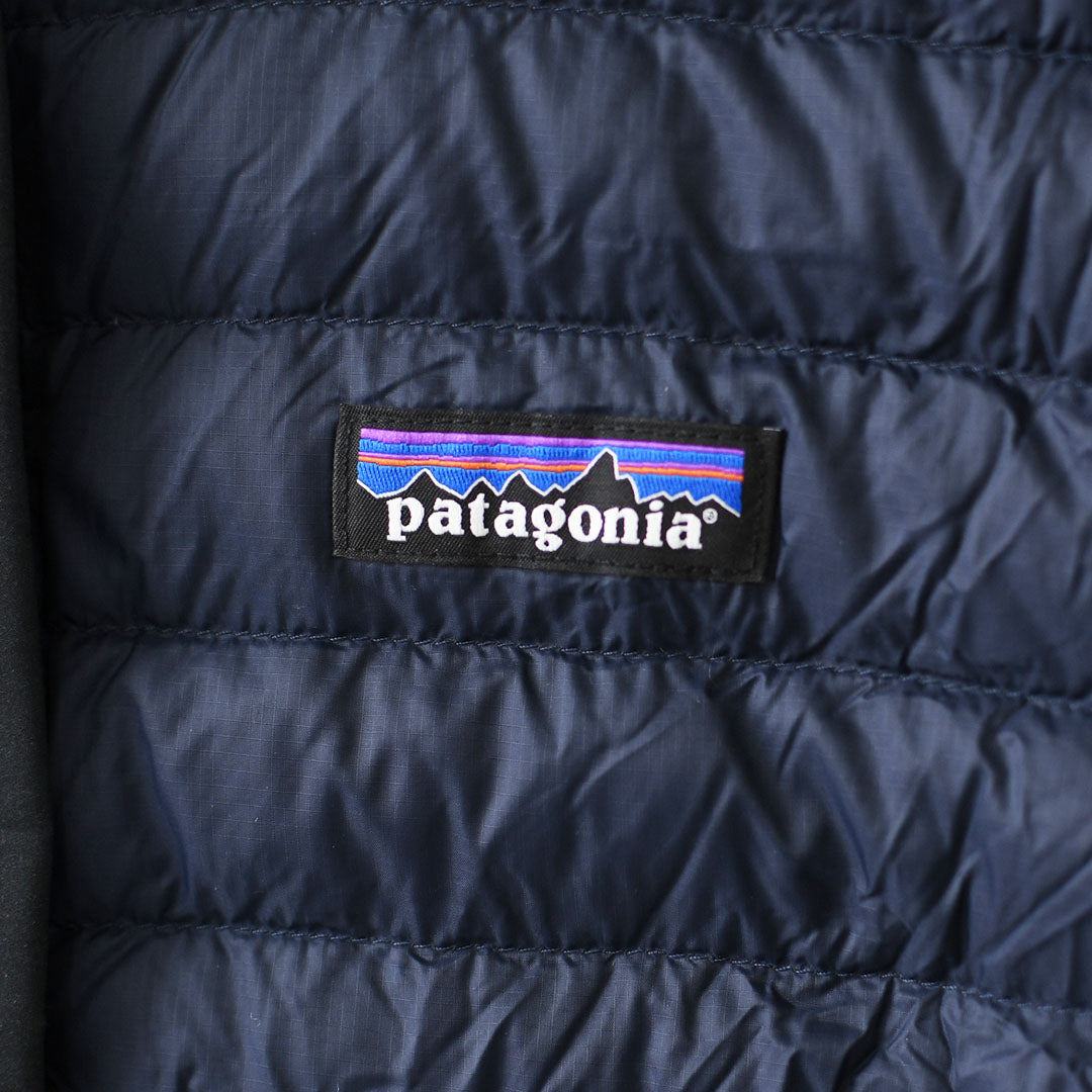 Patagonia [パタゴニア正規代理店] W's LW Reversible Down Sweater Cardigan [31905] ウィメンズ・ライトウェイト・リバーシブル・ダウン・セーター・カーディガン・LADY'S [2026AW]