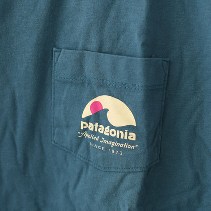 Patagonia [パタゴニア正規代理店] W's L/S Applied Imagination Easy Cut Organic Pocket T-Shirt [37810] ウィメンズ・ロングスリーブ・アプライド・イマジネーション・イージーカット・オーガニック・ポケット [37781-24]  [2025SS]
