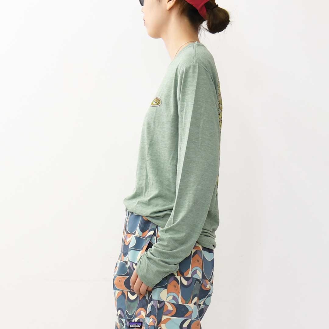 Patagonia [パタゴニア正規代理店] M's L/S Cap Cool Daily Graphic Shirt - Lands [45160] メンズ ロングスリーブ キャプリーン クール デイリー グラフィック シャツ（ランズ）・MEN'S [2025AW]