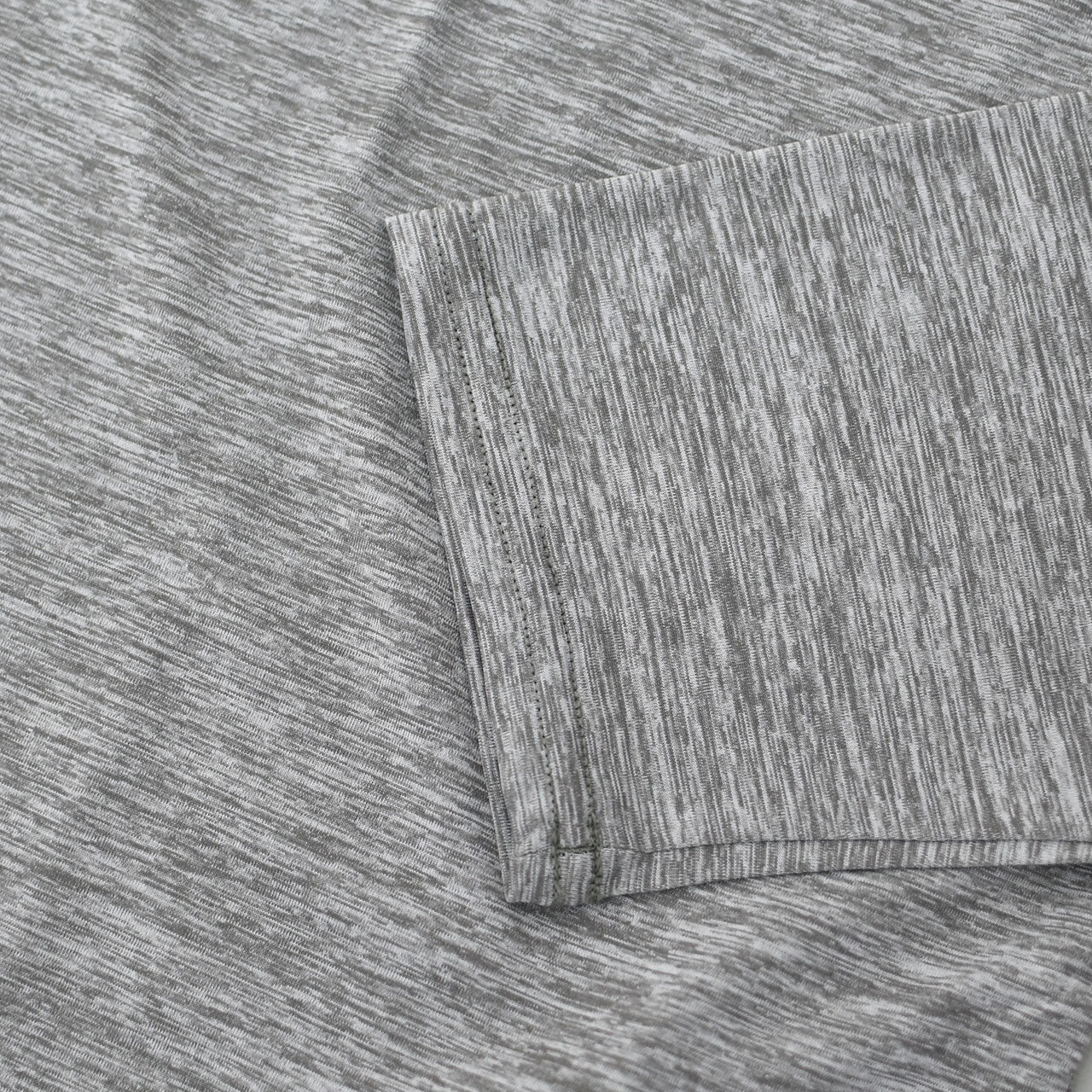 Patagonia [パタゴニア正規代理店] Ms L/S Cap Cool Daily Graphic Shirt - Waters [45170] メンズロングスリーブキャプリーンクールデイリーグラフィックシャツ（ウォーターズ）長袖Tシャツ・MEN'S / LADY'S [2025AW]