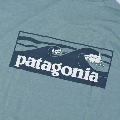 Patagonia [パタゴニア正規代理店] M's Cap Cool Daily Hoody - Boardshort Logo [45470] メンズ・キャプリーン・クール・デイリー・フーディ（ボードショーツ・ロゴ）・MEN'S [2026SS]