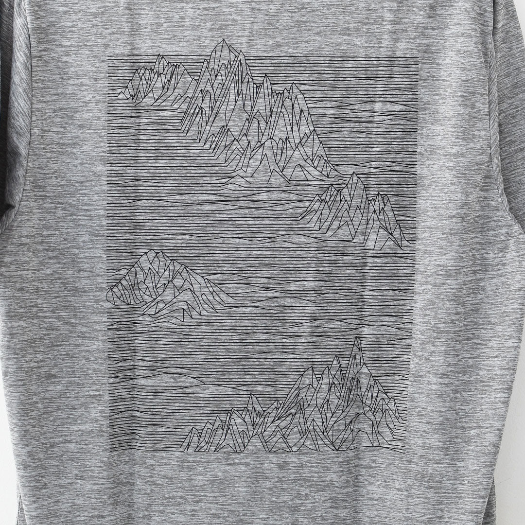 Patagonia [パタゴニア正規代理店] M's Cap Cool Daily Shirt - Strataspire [45479] メンズ・キャプリーン・クール・デイリー・シャツ（ストラタスパイア）・半袖Tシャツ・MEN'S [2026SS]