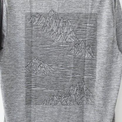Patagonia [パタゴニア正規代理店] M's Cap Cool Daily Shirt - Strataspire [45479] メンズ・キャプリーン・クール・デイリー・シャツ（ストラタスパイア）・半袖Tシャツ・MEN'S [2026SS]