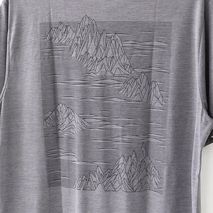 Patagonia [パタゴニア正規代理店] M's Cap Cool Daily Shirt - Strataspire [45479] メンズ・キャプリーン・クール・デイリー・シャツ（ストラタスパイア）・半袖Tシャツ・MEN'S [2026AW]