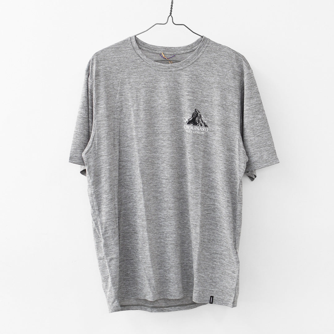 Patagonia [パタゴニア正規代理店] M's Cap Cool Daily Shirt - Chouinard Crest [45480] メンズ・キャプリーン・クール・デイリー・シャツ（シュイナード・クレスト）・MEN'S [2026SS]