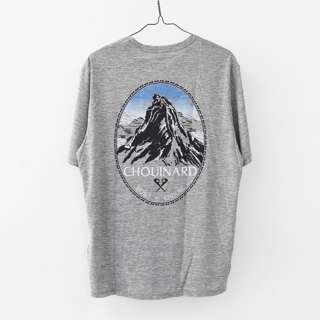 Patagonia [パタゴニア正規代理店] M's Cap Cool Daily Shirt - Chouinard Crest [45480] メンズ・キャプリーン・クール・デイリー・シャツ（シュイナード・クレスト）・MEN'S [2026SS]