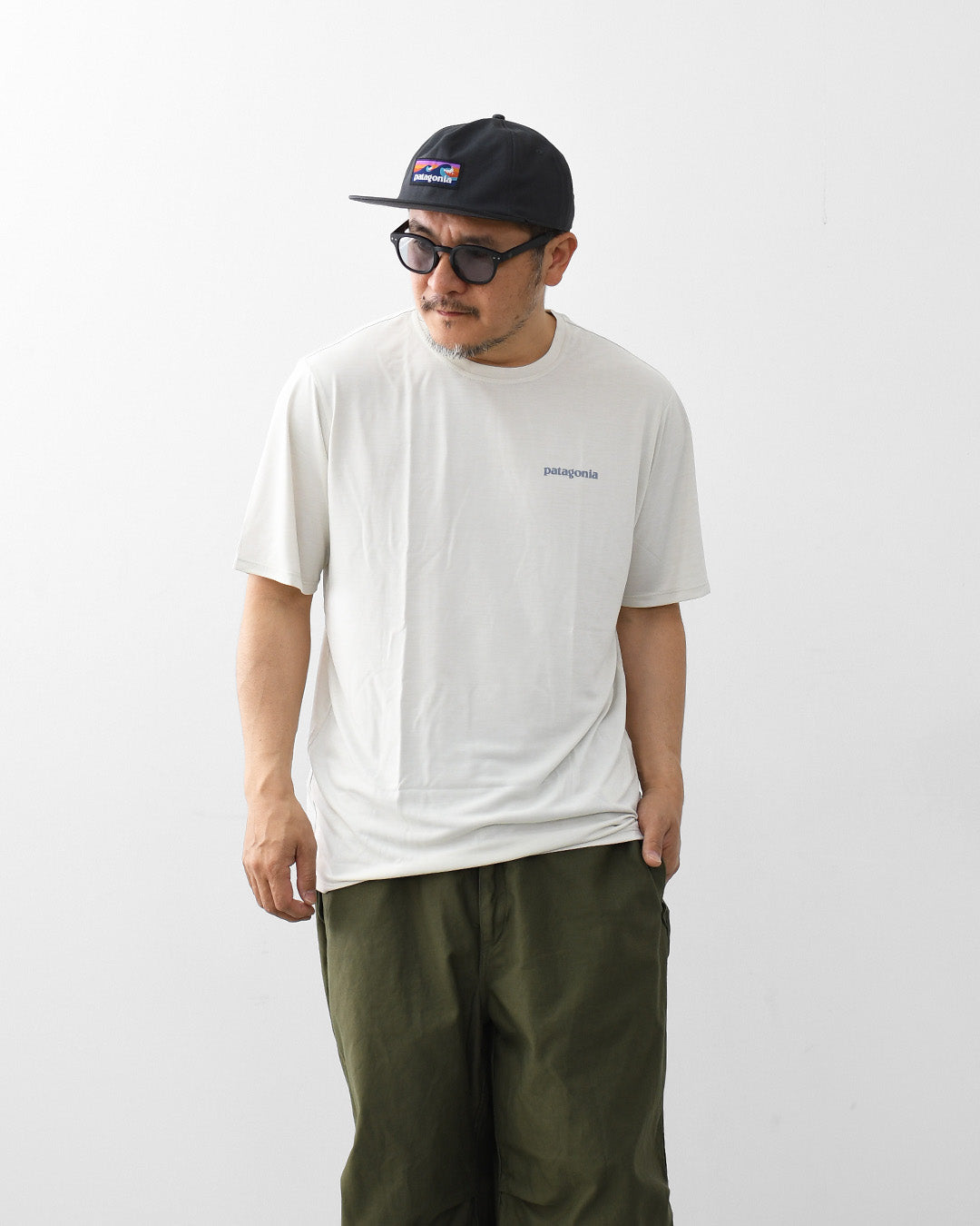 Patagonia [パタゴニア正規代理店] M's Cap Cool Daily Shirt - Boardshort Logo [45481] メンズ・キャプリーン・クール・デイリー・シャツ（ボードショーツ・ロゴ）・MEN'S [2026SS]