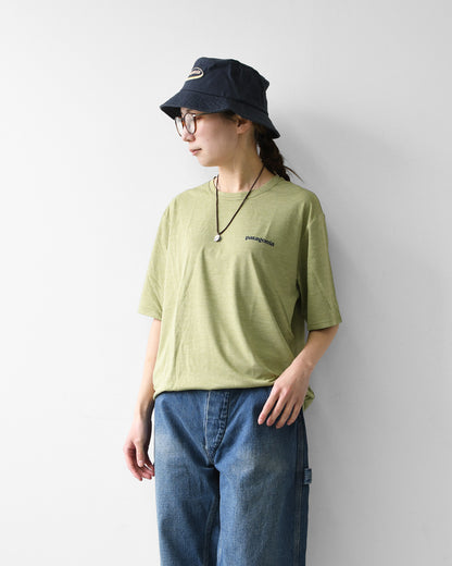 Patagonia [パタゴニア正規代理店] M's Cap Cool Daily Shirt - Boardshort Logo [45481] メンズ・キャプリーン・クール・デイリー・シャツ（ボードショーツ・ロゴ）・MEN'S [2026SS]