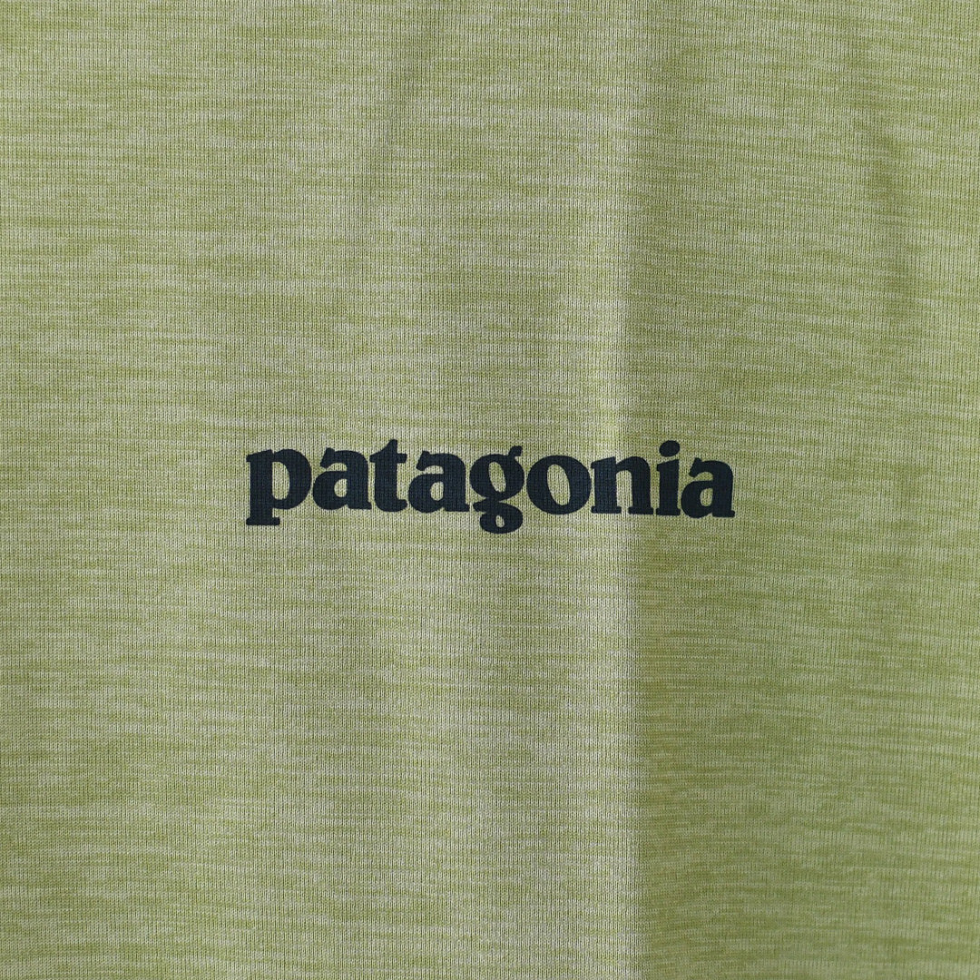 Patagonia [パタゴニア正規代理店] M's Cap Cool Daily Shirt - Boardshort Logo [45481] メンズ・キャプリーン・クール・デイリー・シャツ（ボードショーツ・ロゴ）・MEN'S [2026SS]