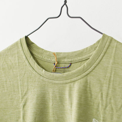 Patagonia [パタゴニア正規代理店] W's Cap Cool Daily Shirt - Chouinard Crest [45488] ウィメンズ・キャプリーン・クール・デイリー・シャツ（シュイナード・クレスト）・半袖Tシャツ・LADY'S [2026SS]