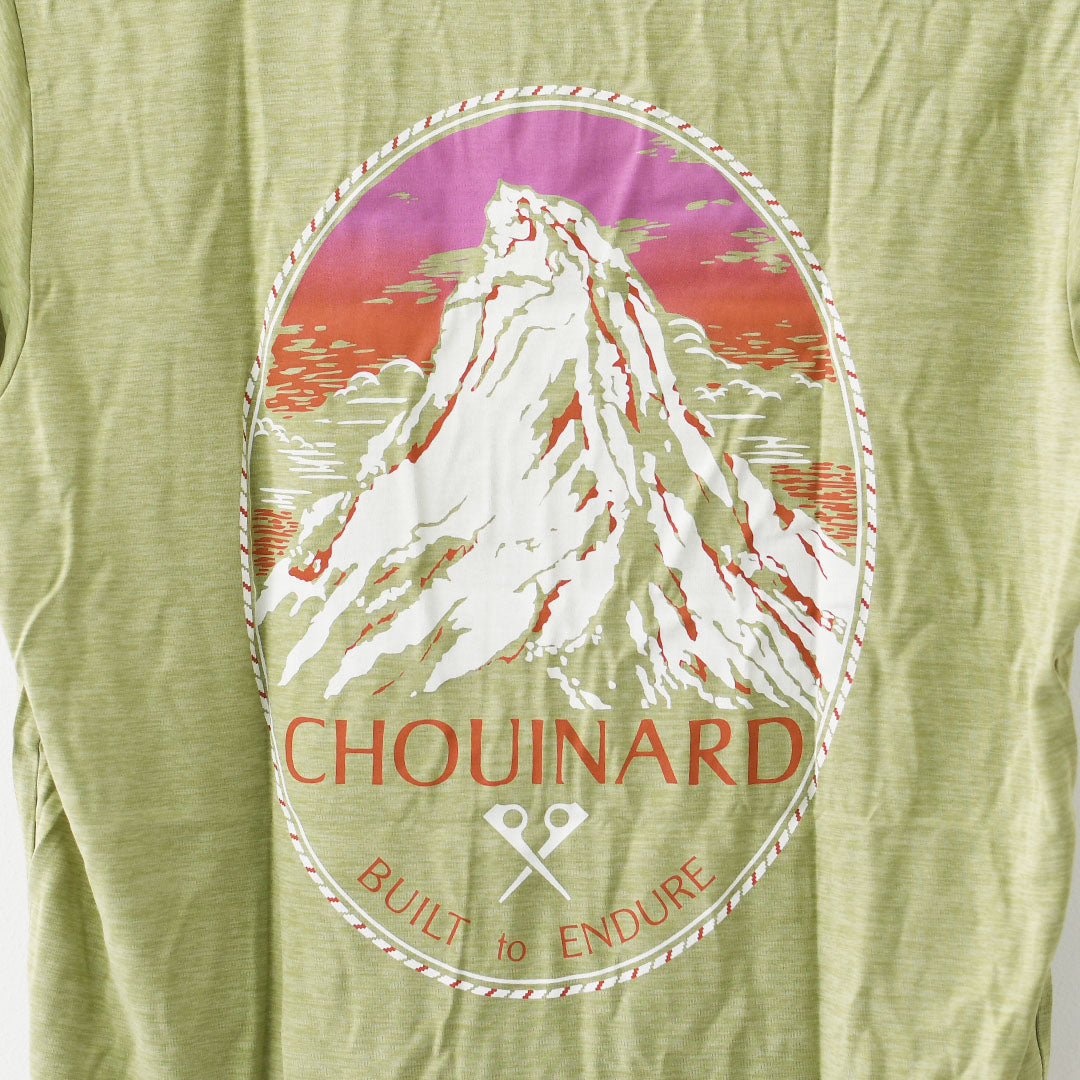 Patagonia [パタゴニア正規代理店] W's Cap Cool Daily Shirt - Chouinard Crest [45488] ウィメンズ・キャプリーン・クール・デイリー・シャツ（シュイナード・クレスト）・半袖Tシャツ・LADY'S [2026SS]