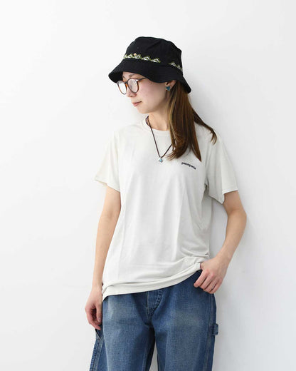 Patagonia [パタゴニア正規代理店] W's Cap Cool Daily Shirt - Boardshort Logo [45489] ウィメンズ・キャプリーン・クール・デイリー・シャツ（ボードショーツ・ロゴ）・半袖Tシャツ・LADY'S [2026SS]