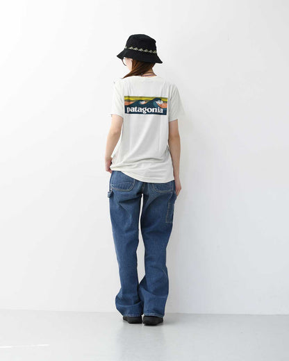 Patagonia [パタゴニア正規代理店] W's Cap Cool Daily Shirt - Boardshort Logo [45489] ウィメンズ・キャプリーン・クール・デイリー・シャツ（ボードショーツ・ロゴ）・半袖Tシャツ・LADY'S [2026SS]