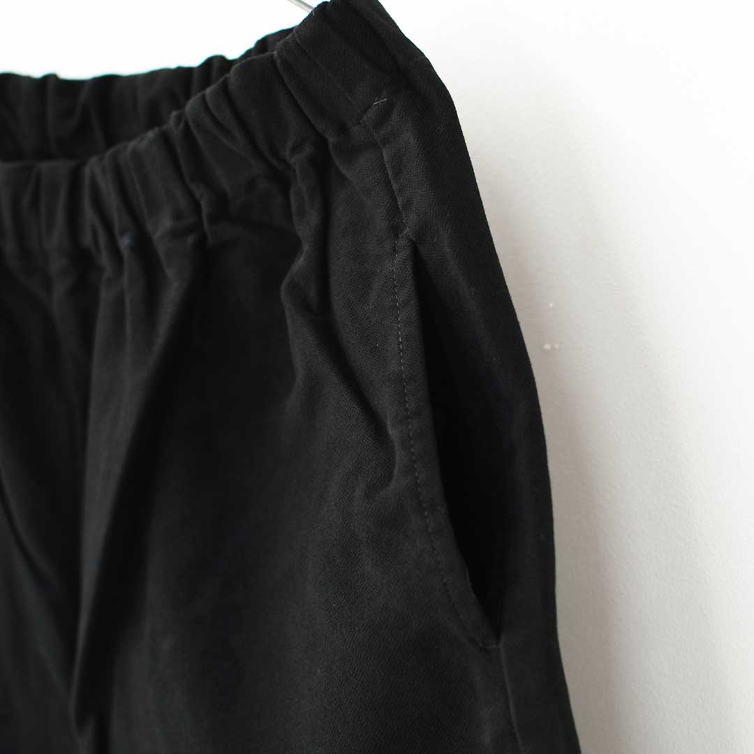 prit [プリット] 甘撚ドビースエード起毛 スロウパンツ [P70604] スエードパンツ・ゆったりシルエット・ワイドシルエット・着心地・柔らか・LADY'S [2025AW]