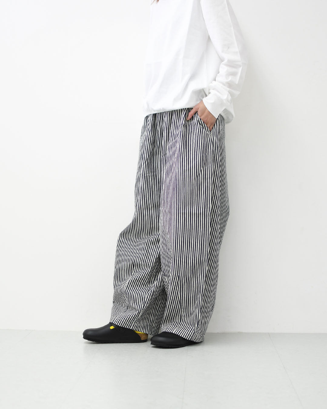 prit [プリット] 8oz ヒッコリーデニムボールパンツ [P71614] ヒッコリー柄・縦縞・ストライプ・ゆったりシルエット・リラックスパンツ・ナチュラルコーデ・カジュアル・柔らかデニム・LADY'S [2026SS]