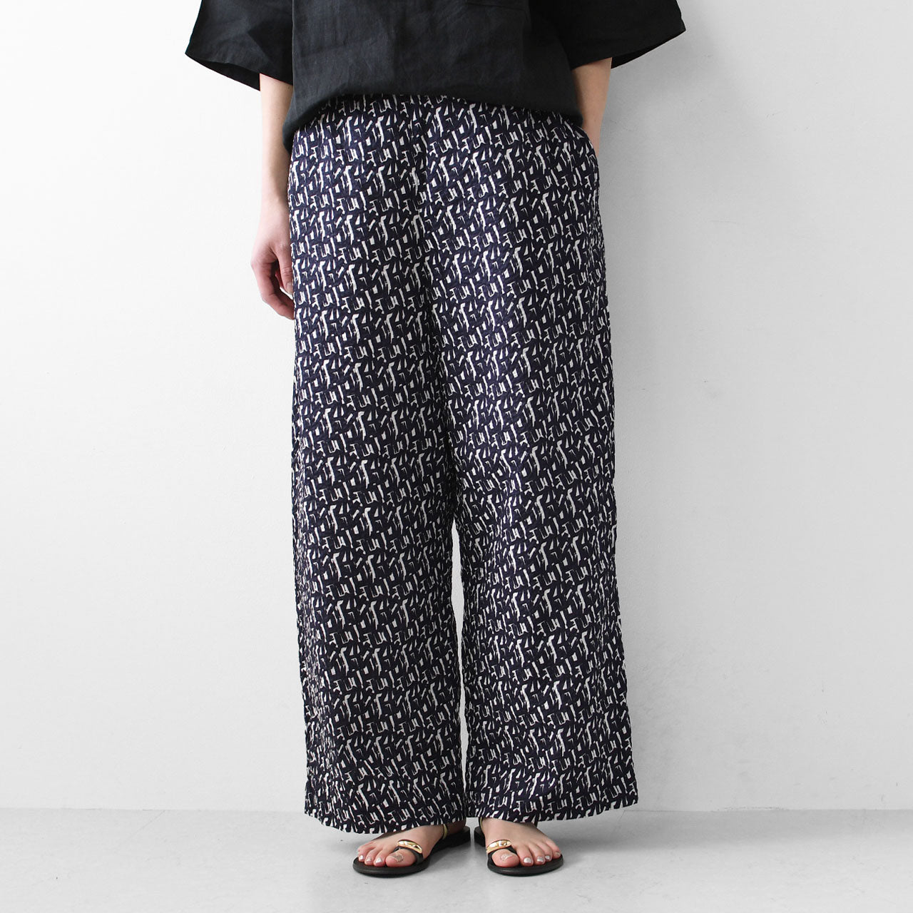 prit [プリット] 80/1ローンミラクルウェーブ加工幾何学プリントワイドパンツ [P72516]  [2025SS]