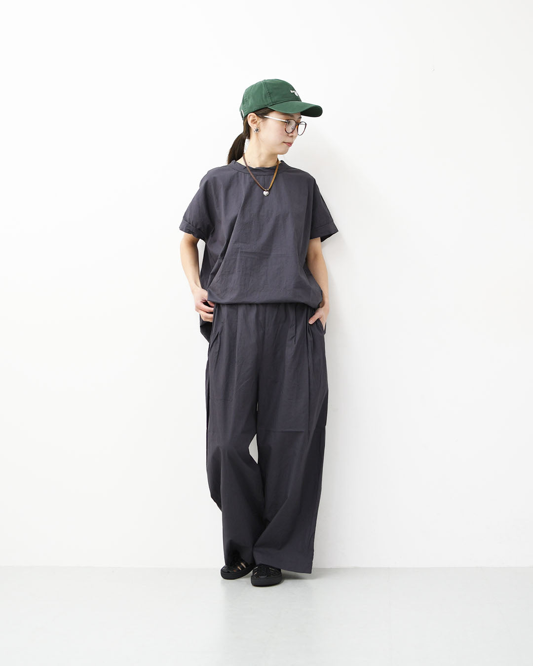 prit [プリット] コットンリネンワッシャー中白染めタックワイドパンツ [P72614] イージーパンツ・リラックスパンツ・ゆったっりシルエット・ワイドパンツ・ヴィンテージ・LADY'S [2026SS]