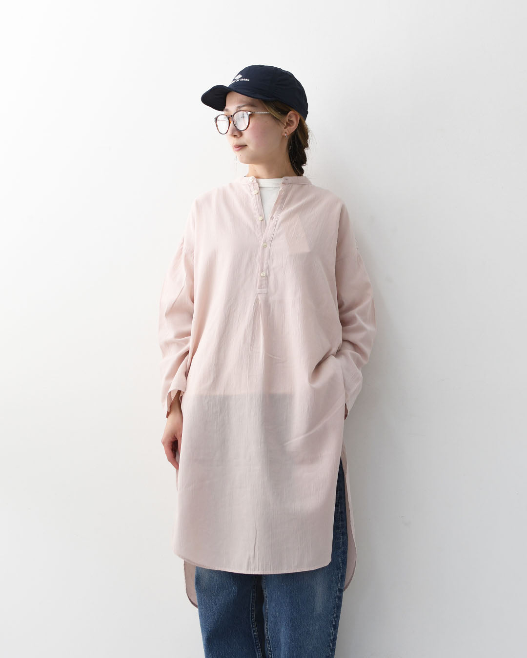 prit [プリット]50/1 オーガニックコットンボイルビエラ近江晒加工スタンドカラーサイドスリットチュニック [P81624] スタンドカラーシャツ・オーバーサイズ・ゆったりシルエット・長袖・ロングシャツ・LADY'S [2026SS]