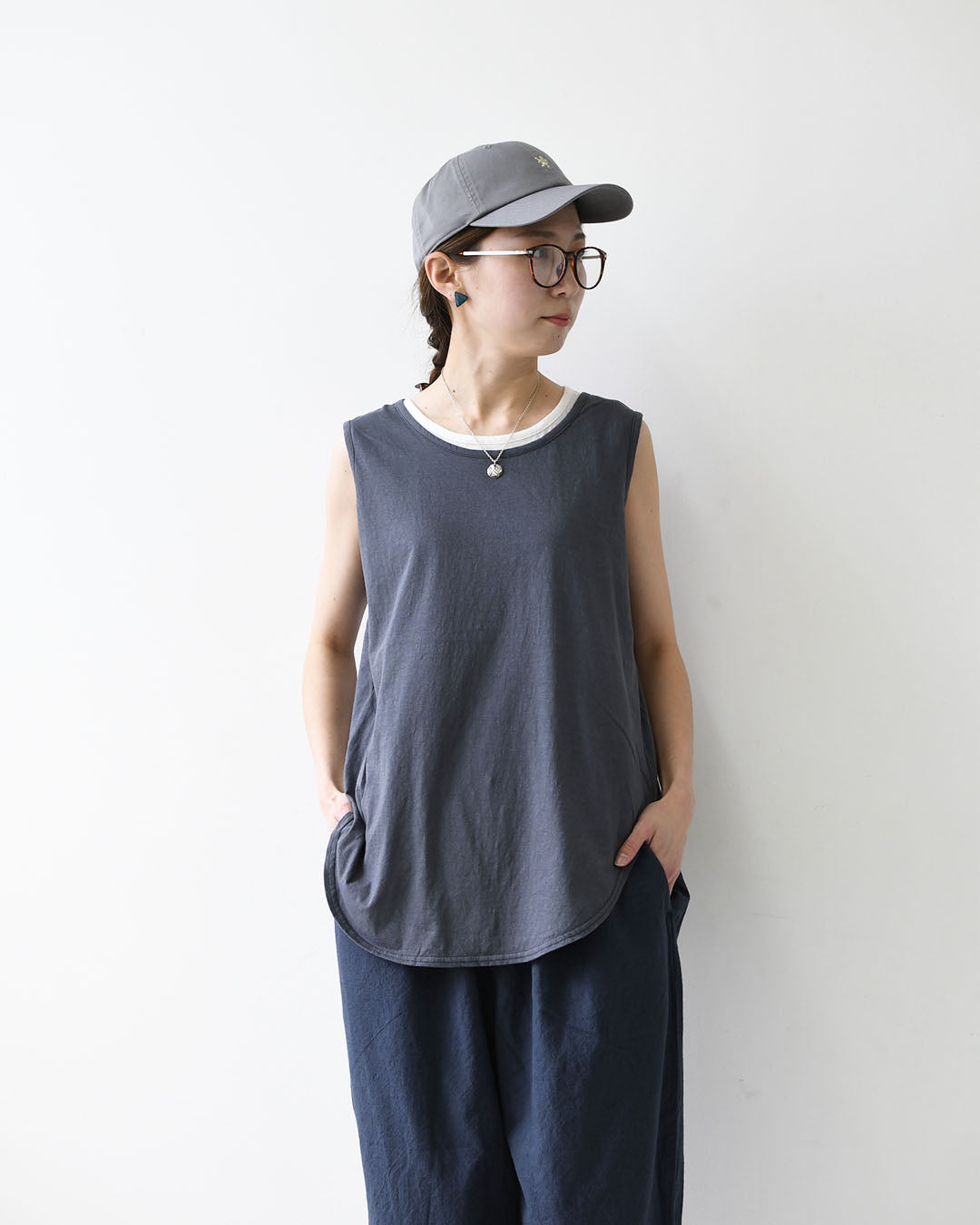 prit [プリット] 40/1ムラ糸MVSハイゲージ天竺ラウンドヘムノースリーブ [P92638] ノースリーブ・ノースリーブTシャツ・タンクトップ・インナー・コットン・LADY'S [2026SS]