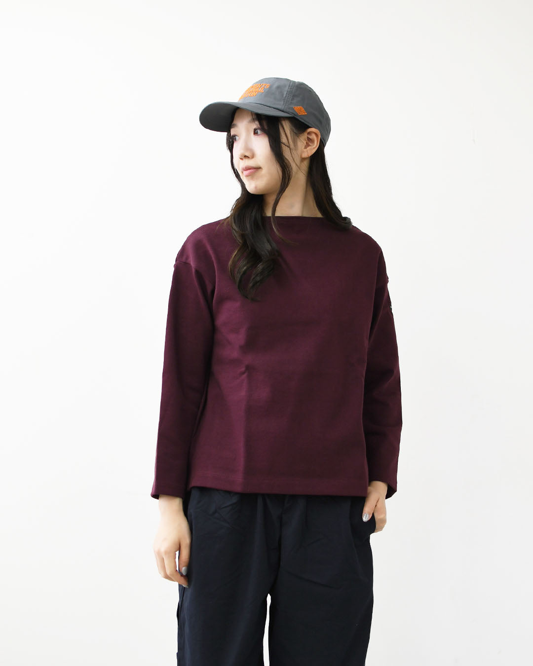 SAINT JAMES [セントジェームス 正規販売店] 20JC OUES LOOSE SOLID - GRENAT FONCE [20jcls-grenat] ウェッソンルーズ ソリッド・無地・ガーネット・カットソー・長袖・コットン・ボートネック・LADY'S [2026AW]