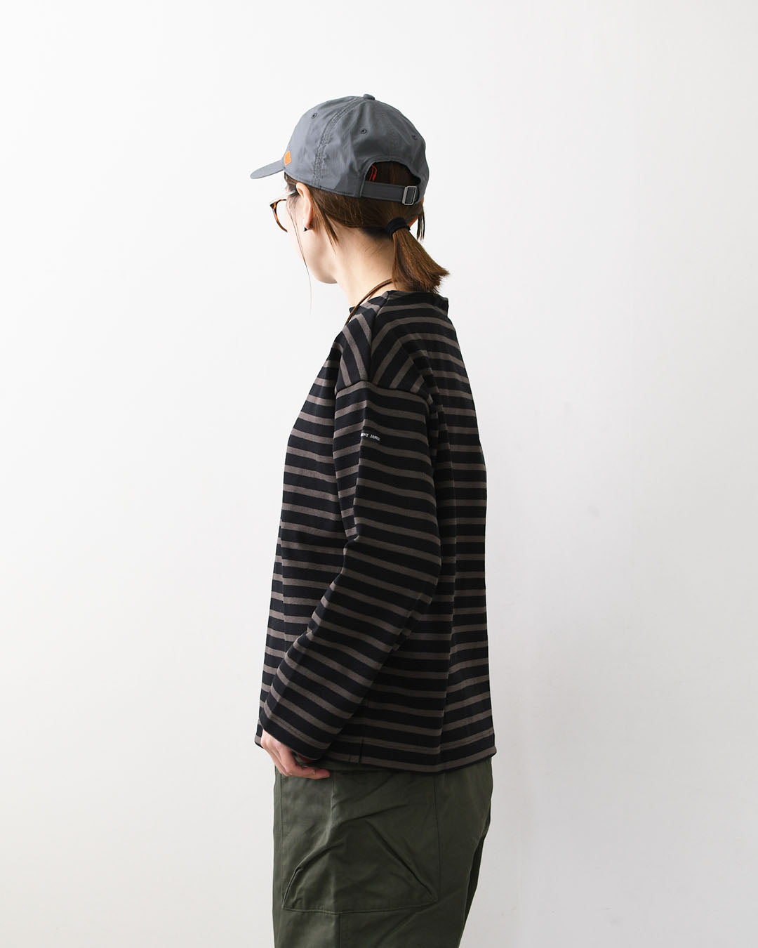 SAINT JAMES [セントジェームス 正規販売店] 20JC OUESS LOOSE BORDER - NOIR/TAUPE [20jclb-noi-ta] ウェッソンルーズ ボーダー・カットソー・長袖・コットン・ボートネック・MEN'S / LADY'S [2026AW]