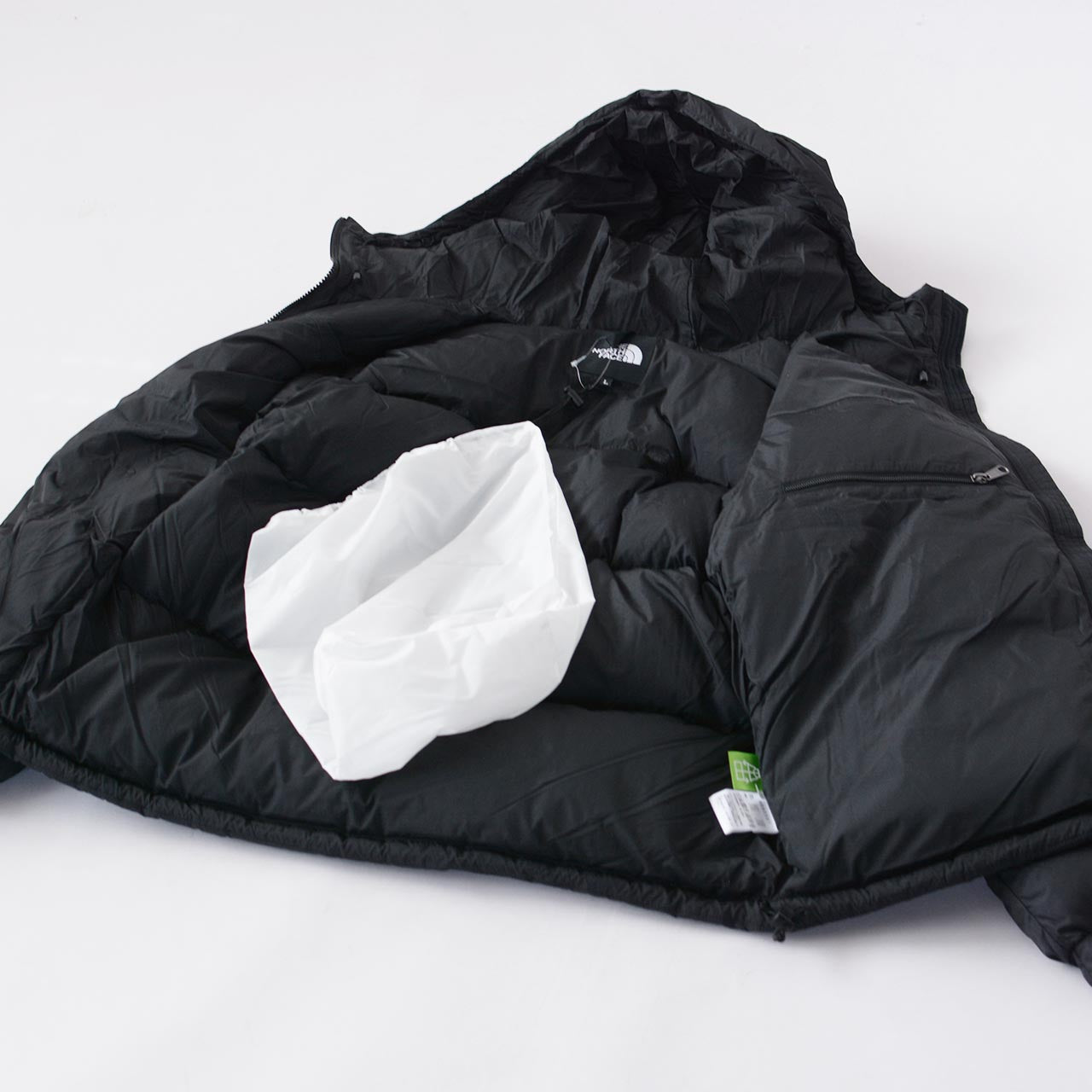 【PRE SALE】THE NORTH FACE  [ザ・ノース・フェイス正規代理店] Nuptse Hoodie [ND92559] ヌプシフーディー（メンズ）・ダウンジャケット・ウィンタージャケット・中綿・保温・はっ水・キャンプ・アウトドア・MEN'S [2025AW]