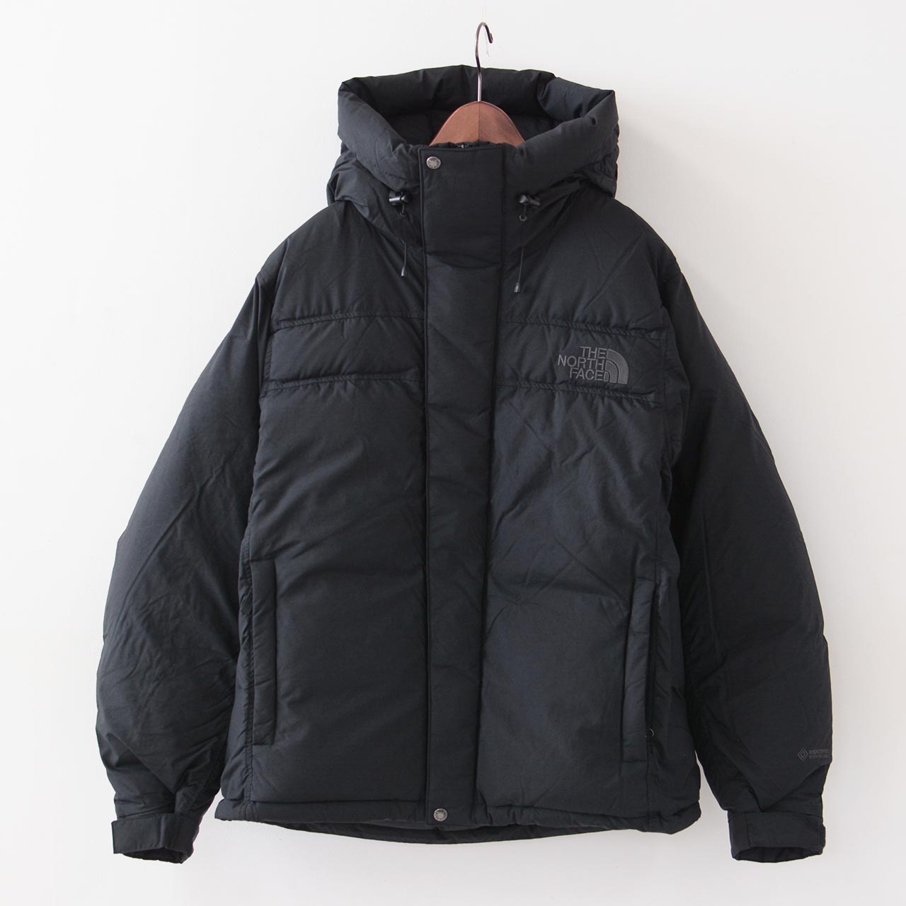 THE NORTH FACE  [ザ・ノース・フェイス正規代理店] Alteration Baffs Jacket [ND92564] オルタレーションバフズジャケット（ユニセックス）・ダウンジャケット・フード付きジャケット・中わた・保温・はっ水・キャンプ・焚き火・アウトドア・MEN'S / LADY'S [2025AW]