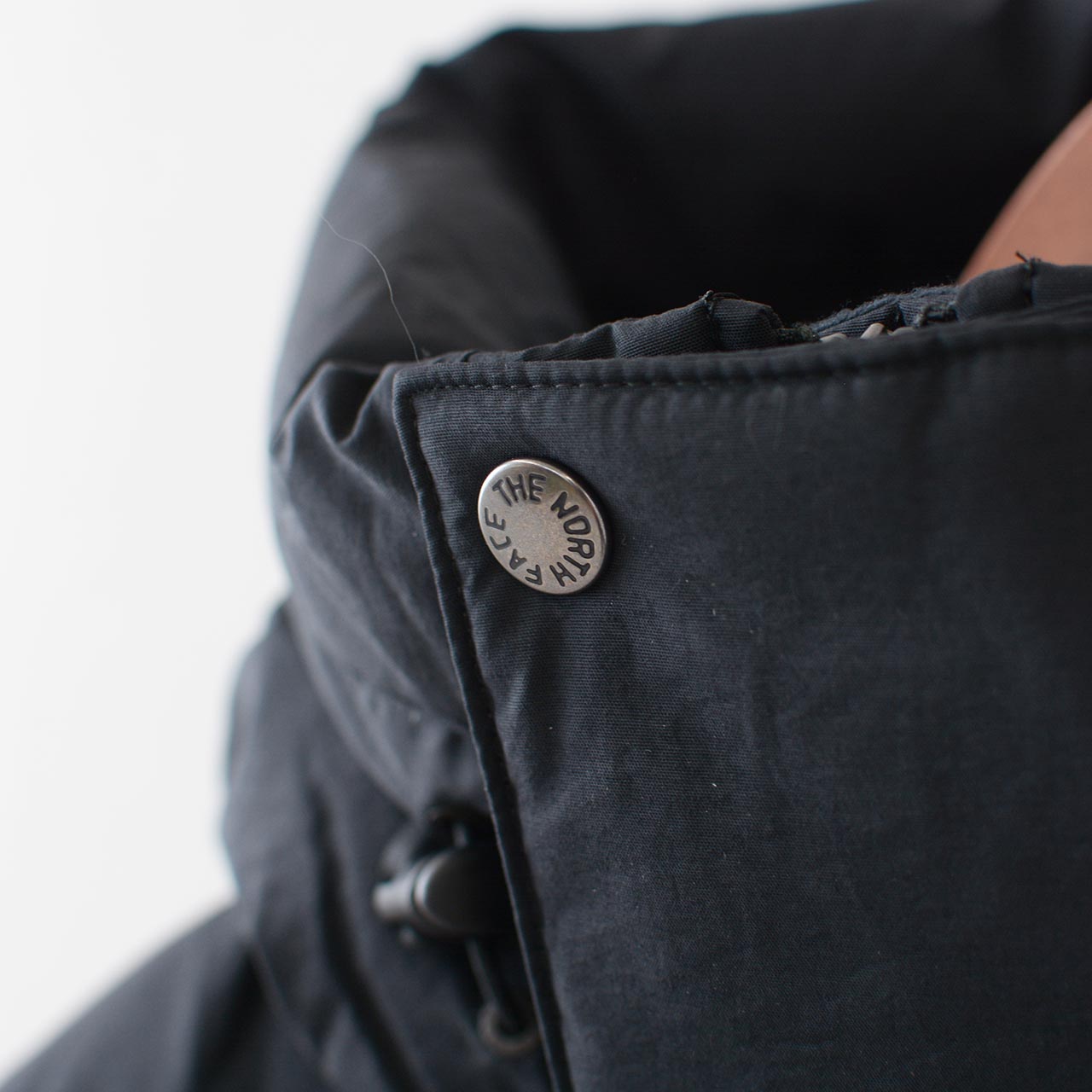 THE NORTH FACE  [ザ・ノース・フェイス正規代理店] Alteration Baffs Jacket [ND92564] オルタレーションバフズジャケット（ユニセックス）・ダウンジャケット・フード付きジャケット・中わた・保温・はっ水・キャンプ・焚き火・アウトドア・MEN'S / LADY'S [2025AW]