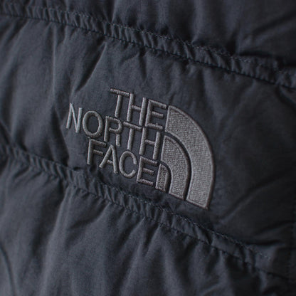 THE NORTH FACE  [ザ・ノース・フェイス正規代理店] Alteration Baffs Jacket [ND92564] オルタレーションバフズジャケット（ユニセックス）・ダウンジャケット・フード付きジャケット・中わた・保温・はっ水・キャンプ・焚き火・アウトドア・MEN'S / LADY'S [2025AW]