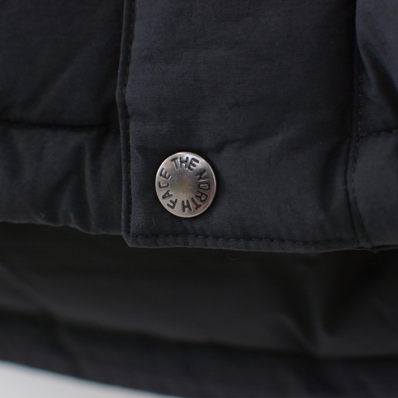 THE NORTH FACE  [ザ・ノース・フェイス正規代理店] Alteration Baffs Jacket [ND92564] オルタレーションバフズジャケット（ユニセックス）・ダウンジャケット・フード付きジャケット・中わた・保温・はっ水・キャンプ・焚き火・アウトドア・MEN'S / LADY'S [2025AW]