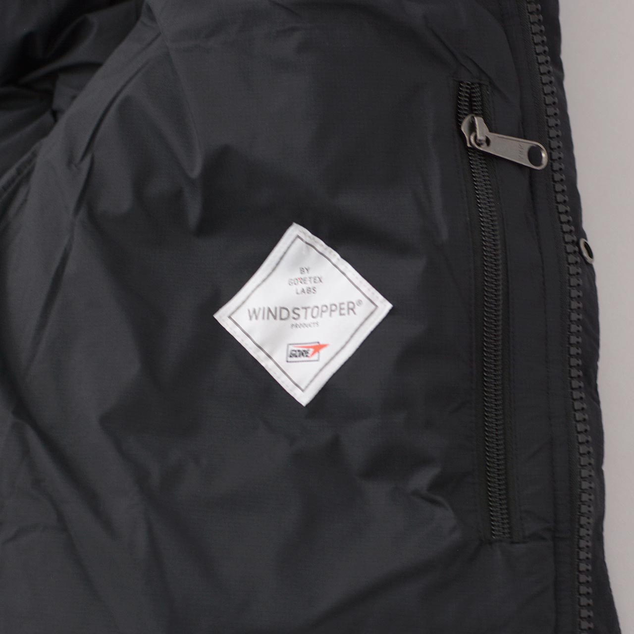 THE NORTH FACE  [ザ・ノース・フェイス正規代理店] Alteration Baffs Jacket [ND92564] オルタレーションバフズジャケット（ユニセックス）・ダウンジャケット・フード付きジャケット・中わた・保温・はっ水・キャンプ・焚き火・アウトドア・MEN'S / LADY'S [2025AW]
