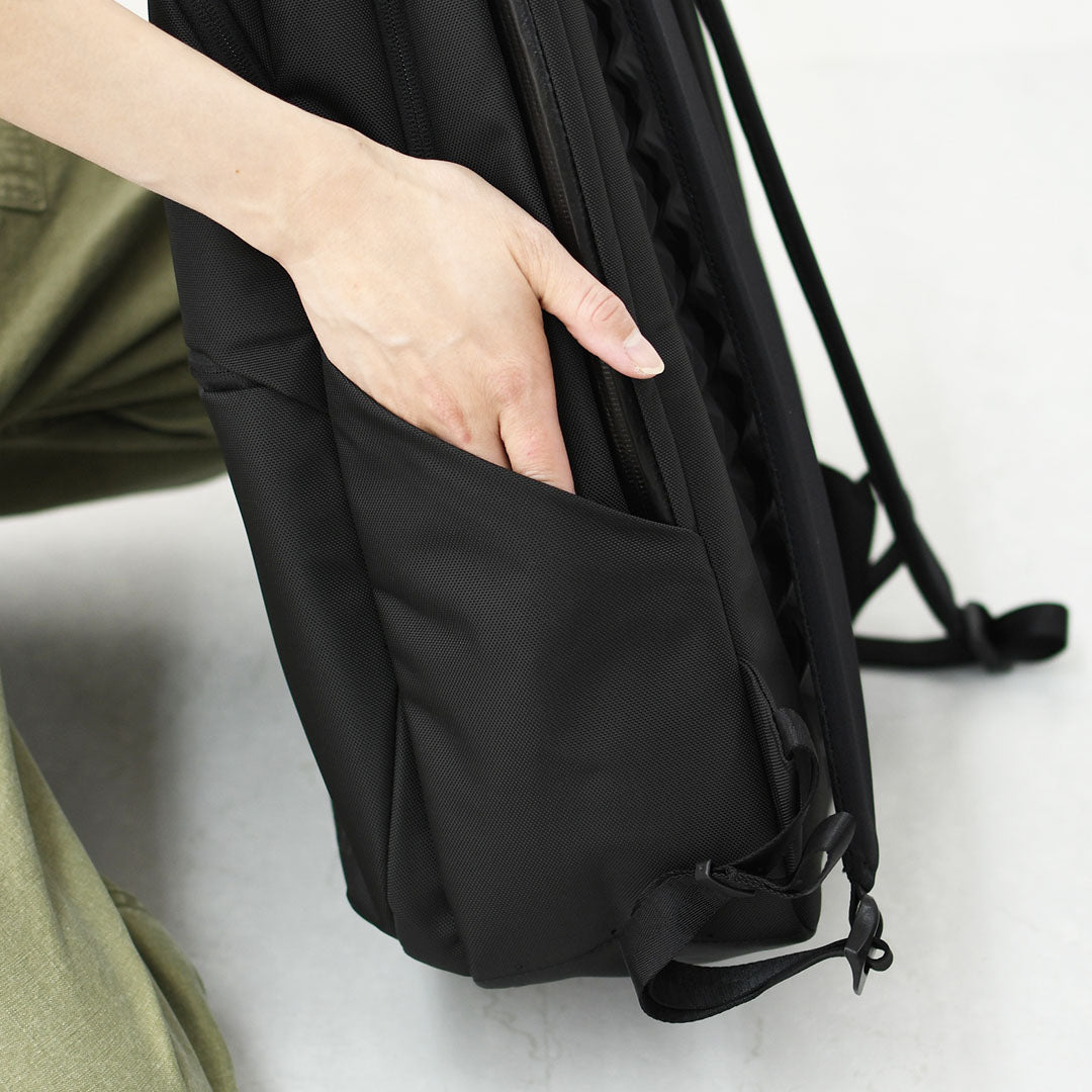 THE NORTH FACE  [ザ・ノース・フェイス正規代理店] Shuttle Daypack [NM62615] シャトルデイパック・デイパック・バックパック・ナイロンリュック・ビジネスシーン・アウトドア・MEN'S / LADY'S [2026SS]