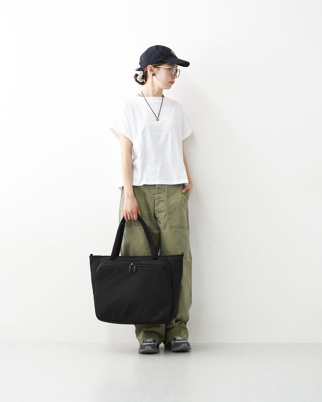 THE NORTH FACE [ザ ノースフェイス正規代理店] Shuttle Tote [NM72610] シャトルトート・トートバッグ・ナイロンショルダーバッグ・MEN'S / LADY'S [2026SS]