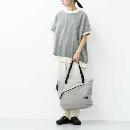 THE NORTH FACE [ザ ノースフェイス正規代理店] Pyrenees Tote [NM82507] ピレネートート [2025SS]